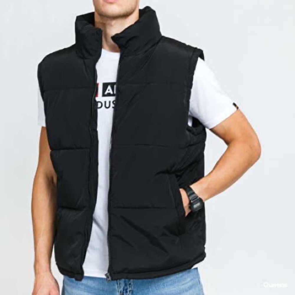 Orion Sport men’s black down filled blocked quilted vest zipper front size Large
